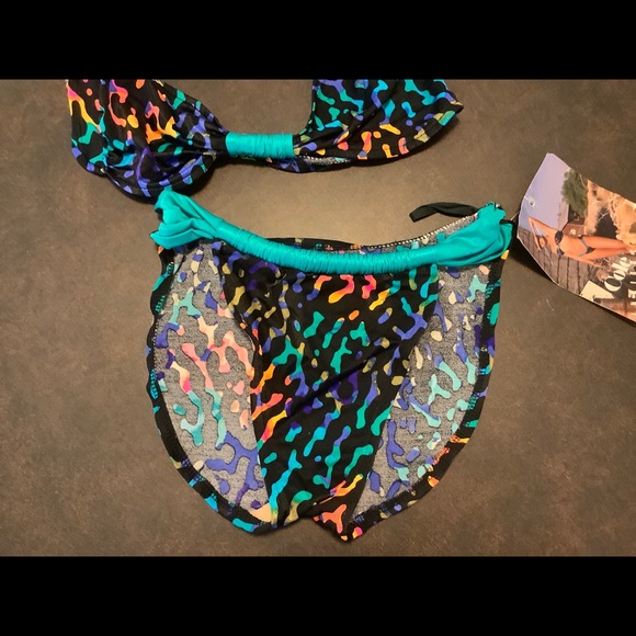 Cool summer bathing suit bikini set 🌞 - Picture 4 of 8